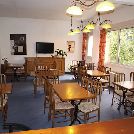 ホテル De La Tour Etienne Sud サン・テティエンヌ